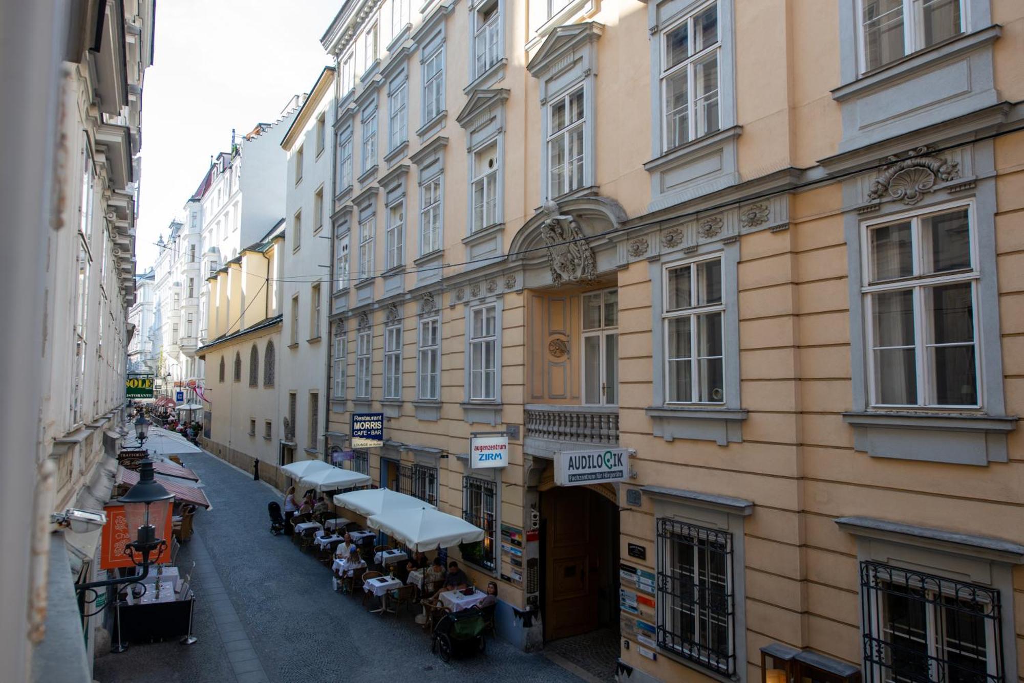 Zum Blauen Karpfen Lägenhet Wien Exteriör bild